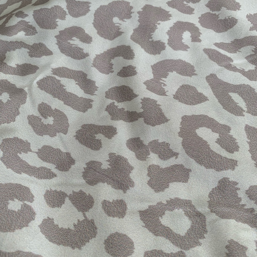 White Leopard Curtain Bundle with Rachel Zoe Pillows - Picture 3 of 4